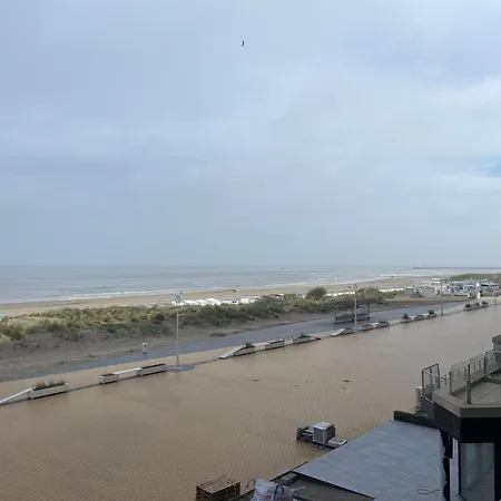 With Beautiful Sea View Apartment *