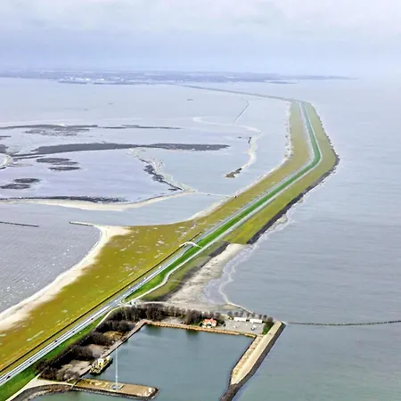 In By Scenic Beaches Lejlighed *