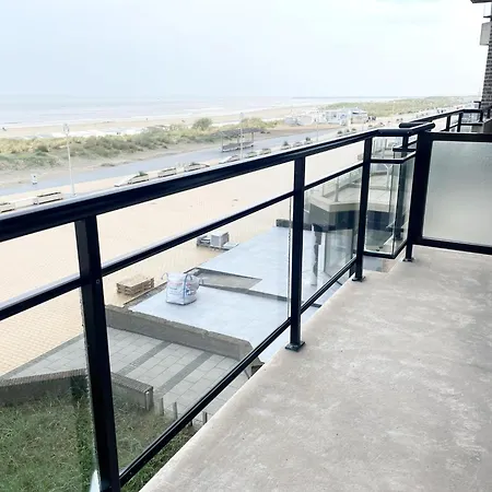 With Beautiful Sea View Apartment Nieuwpoort